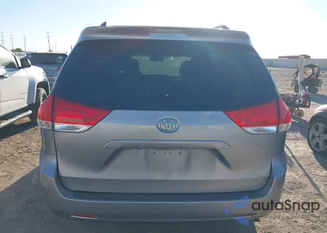 2012 Toyota Sienna Le V6 8 Passenger из США, поврежденный, VIN 5TDKK3DC0CS214271